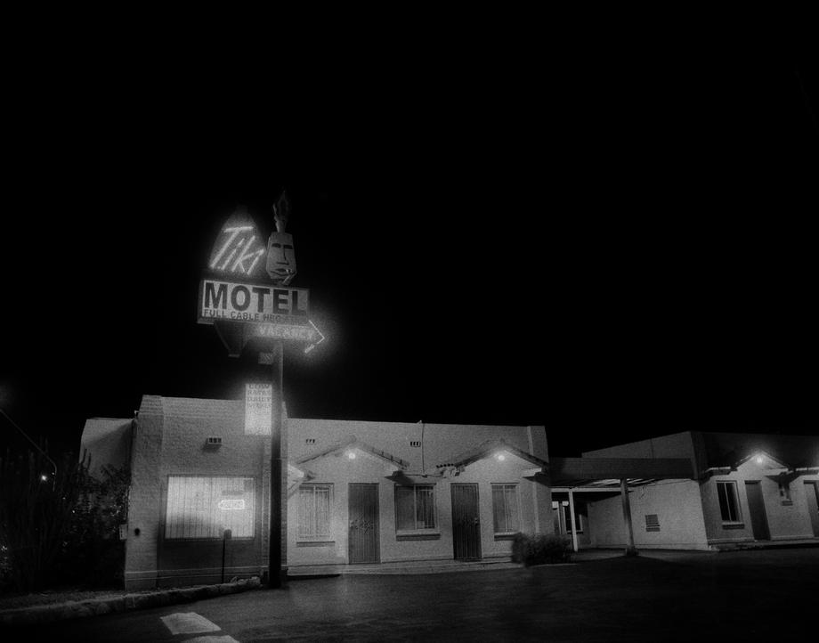 Tiki Motel